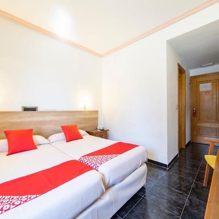 Hotel El Prado By Vivere Stays Carrascosa del Campo Zewnętrze zdjęcie