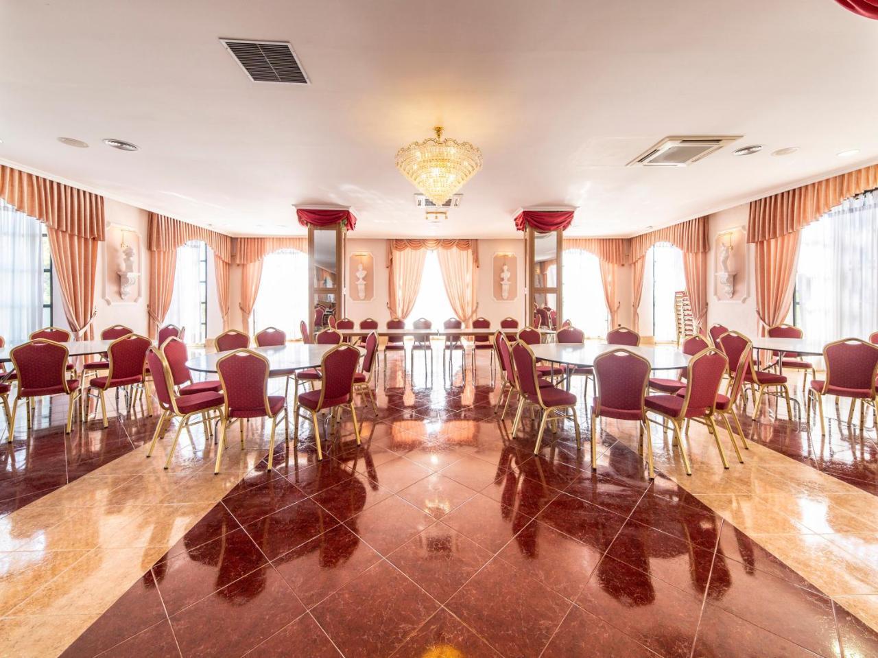 Hotel El Prado By Vivere Stays Carrascosa del Campo Zewnętrze zdjęcie