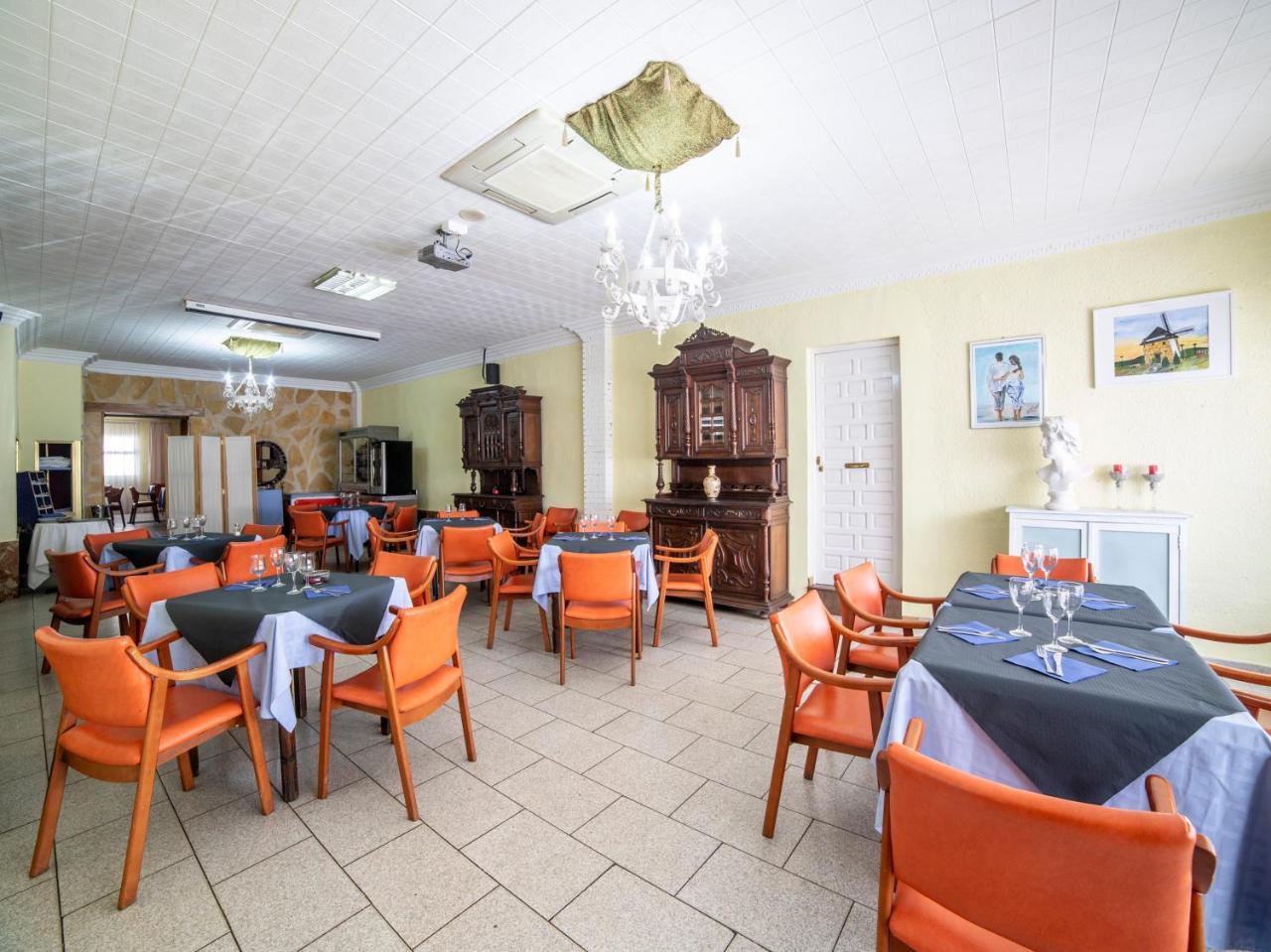 Hotel El Prado By Vivere Stays Carrascosa del Campo Zewnętrze zdjęcie