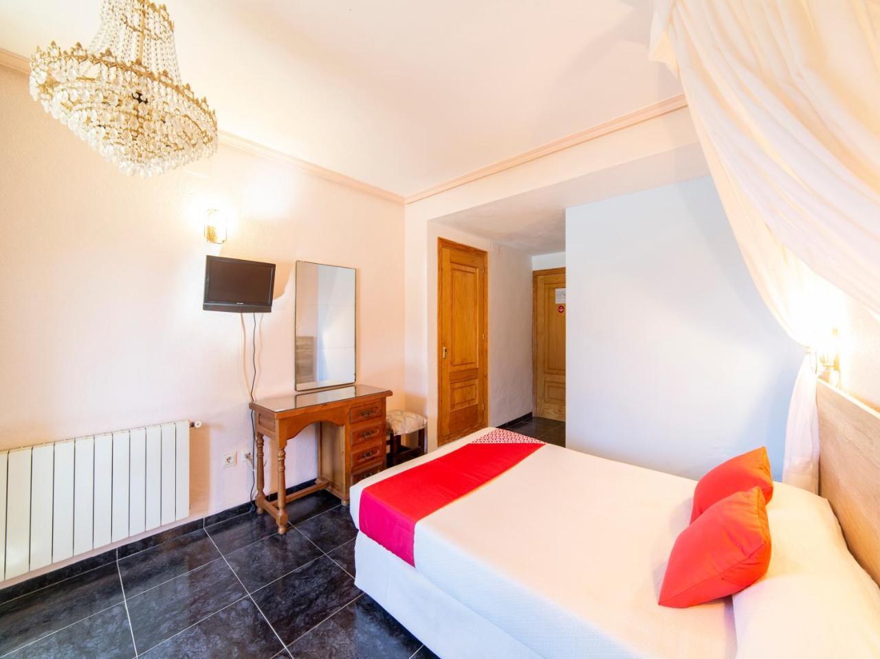 Hotel El Prado By Vivere Stays Carrascosa del Campo Zewnętrze zdjęcie